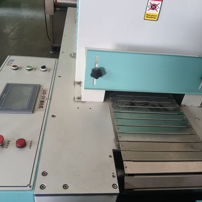 آلة معالجة بالأشعة فوق البنفسجية LED صناعية | للتجفيف والمعالجة السريعة للطلاءات والأحبار والمواد اللاصقة المعتمدة على المذيبات