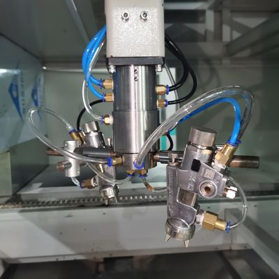  نظام رش الطلاء الآلي للعجينة المقولبة | طلاء داخلي دقيق