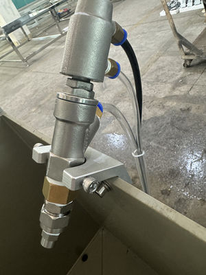 أبحاث وتطوير طابعة تدور للطلاء الداخلي للجلد المصبوب.