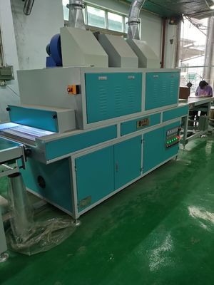380V 80mm سميكة التلقائي تحميل آلة طلاء فوق البنفسجية استخدام سيليكات الكالسيوم
