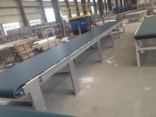 PVC 0.75KW 1320mm عرض آلة الحزام الناقل للأثاث لوحة