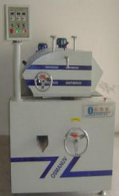 أقصى سمك الطلاء 0.2-3mm معدات الطلاء الصناعي الرش