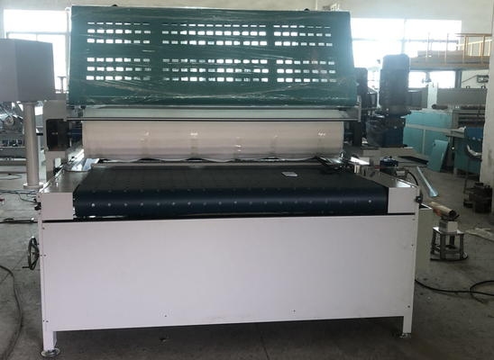 1320mm العرض PVC آلة تصفيح الأرضيات 380V 50HZ
