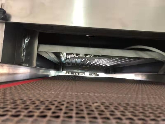 آلة إشعاع الأشعة فوق البنفسجية 1000W التحكم التلقائي في درجة الحرارة 0-99 دقيقة وقت الإشعاع