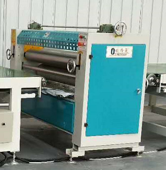 1300mm عرض معدات طلاء الأسطوانة لمجلس سيليكات الكالسيوم