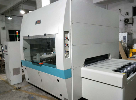 نظام التحكم PLC/HMI آلة طلاء الرش لبنادق الرش اليدوية 0-1000mm عرض الرش