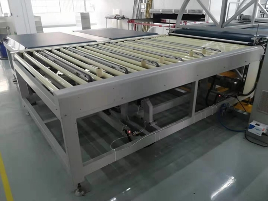 آلة الحزام الناقلة ذات المحرك الخادم مع قدرة تحكم PLC 50kg / H