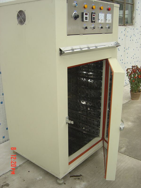 فرن الحرارة الثابتة لمدة عام واحد مع أبعاد خارجية 600mm X 600mm X 800mm