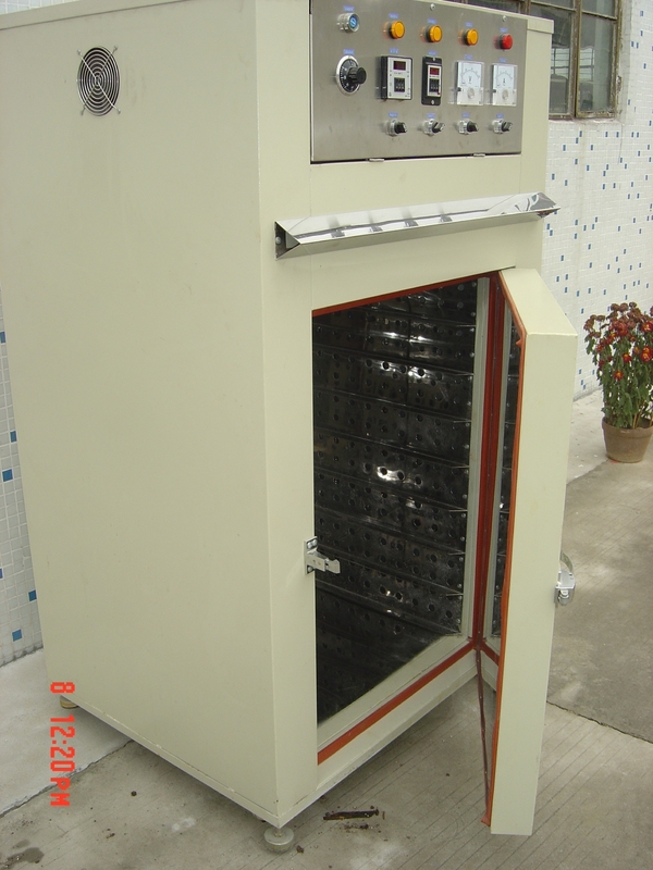 حرارة ثابتة فعالة الفرن نطاق درجة حرارة نقل الحرارة 0°C إلى 250°C فرن الحرارة الثابتة