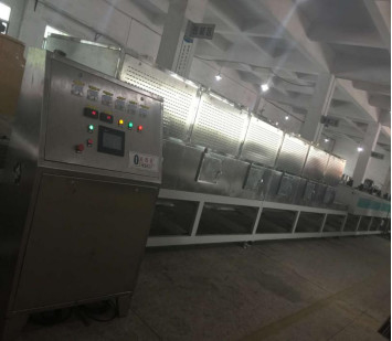 نظام مجفف الفراغ الميكروويف 380 فولت مع وضع التحكم بـ PLC