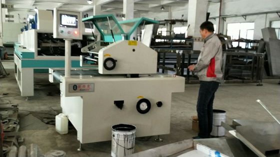 العرض الفعال للأشعة فوق البنفسجية الطلاء MDF آلة طلاء الرش 180m / Min 620mm