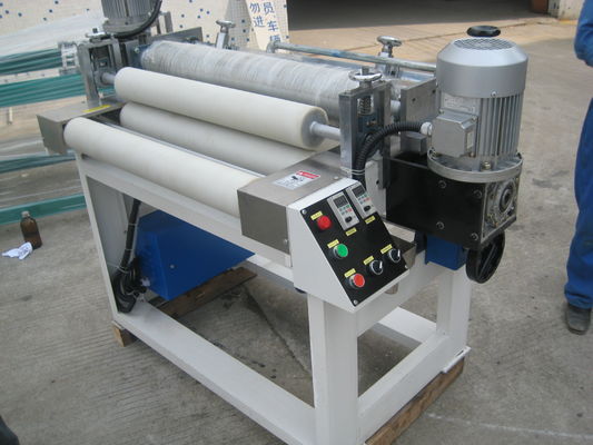 آلة طلاء بخاخ الأسطوانة UV للوحة PVC الخشبية المسطحة 620mm KHV Bearing