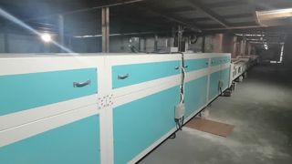 خط إنتاج التلدين PVC / طلاء المواد المسطحة الأداء